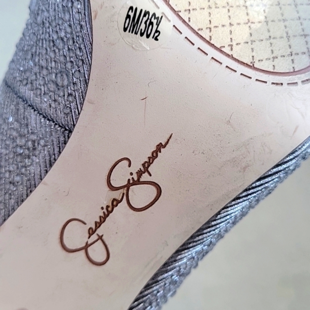 NEW!! Jessica Simpson Wayva pump - Picture 10 of 11